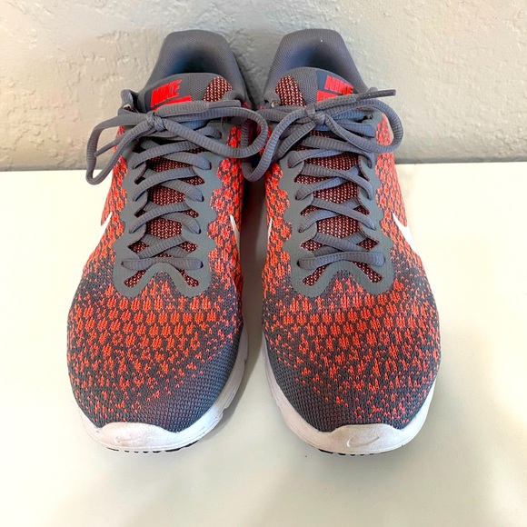 Nike AirMax sneakers - Picture 2 of 3